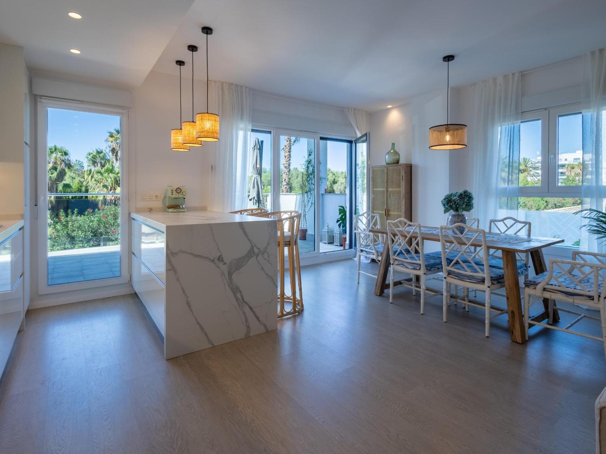 Homity Holidays - Playa Granada - Moriscos Ii Apartment *